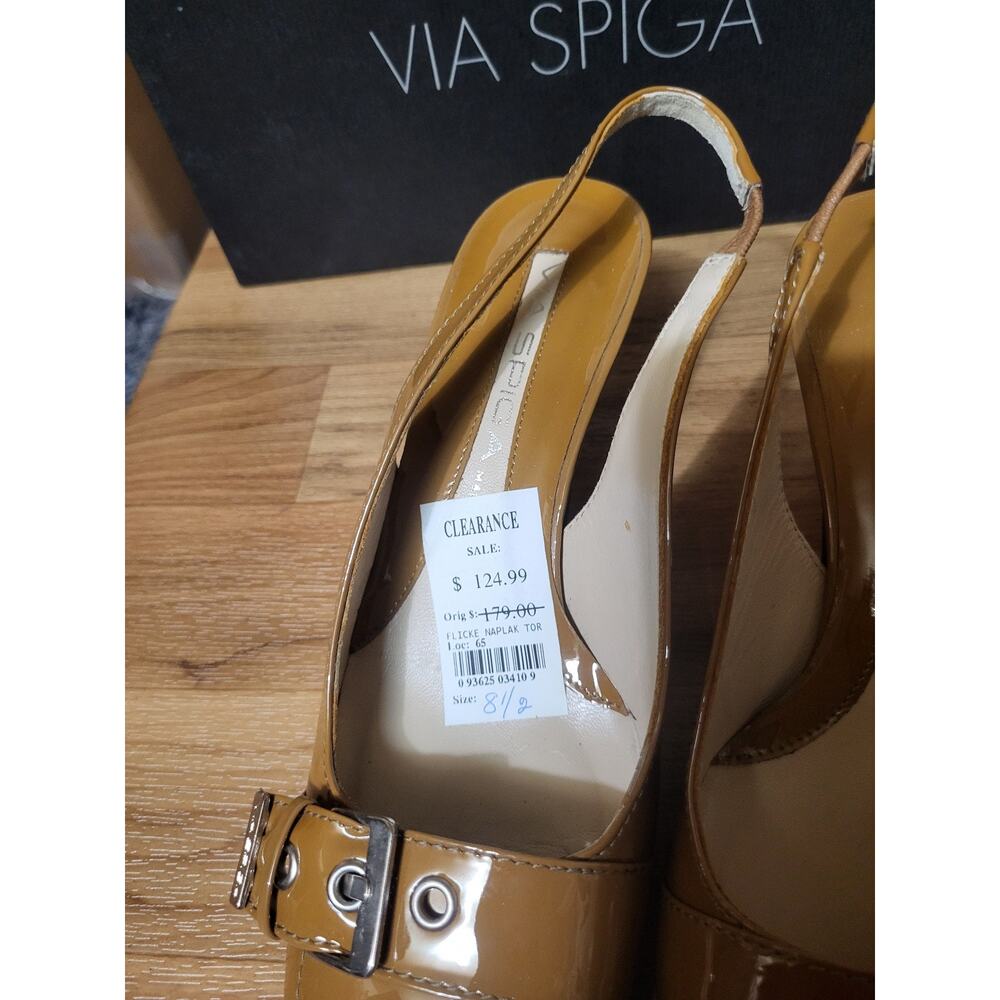 New with Box Via Spiga slingbacks. Caramel color Size 8.5M - Picture 9 of 12